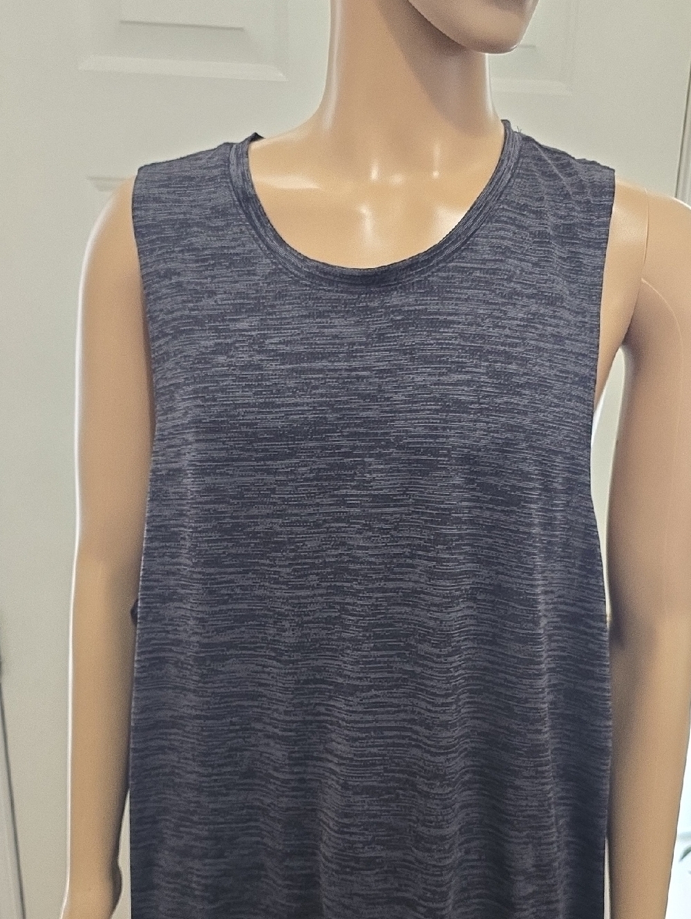 XERSION BRAND MEN'S BLACK HEATHER TANK TOP SIZE XL